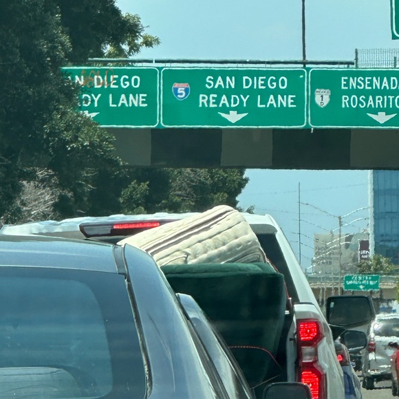 Live flyer let’s shop to we drop.❤️ low start items for live show pls take a pic - Picture 8 of 16